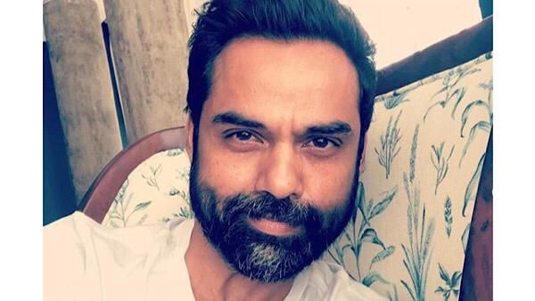 Abhay Deol Lashes Out At ‘Self-Absorbed’ People Who Don’t Care Beyond Getting A Perfect Selfie