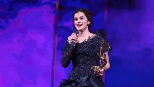 Taapsee Pannu Wins Best Actress Award For Badla At Zee Cine Awards; Writes A Thank You Note