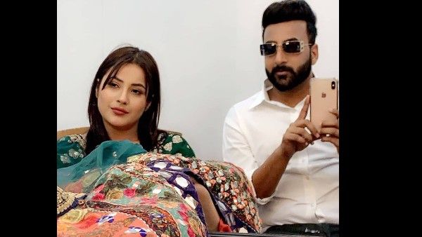 Shehnaz Gill & Brother Shehbaz Stuck In A Mumbai Hotel Due To Lockdown; Their Father Misses Them!