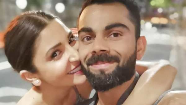 Watch Anushka Sharma Crash Virat Kohli's Live Session With Hilarious Comment