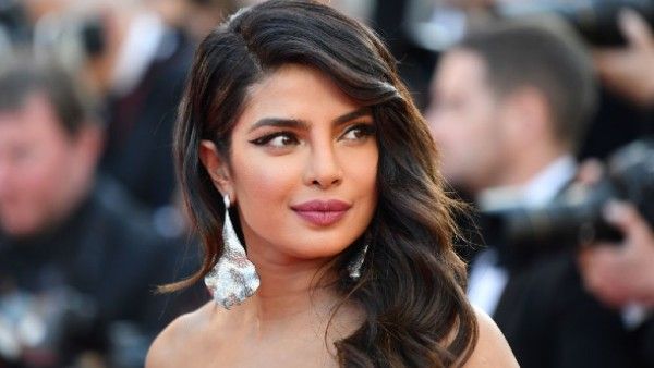 Priyanka Chopra's Father Banned Her From Wearing Tight Clothes As A Teen & Put Bars On Her Windows!