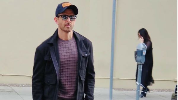 Hrithik Roshan Helps Again By Facilitating 1.2 Lakh Nutritious Cooked Meals For The Needy!