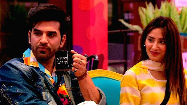 Paras Chhabra And Mahira Sharma's Wedding Card Goes Viral; Are They Getting Married?