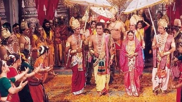 Ramayan Fans Trend #AwardForRamayan, After Arun Govil Revealed That No Government Honoured Him