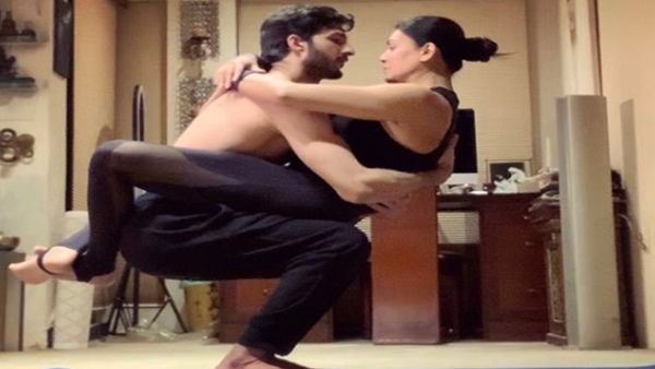 Sushmita Sen & Rohman Shawl Set Internet On Fire With Sensuous Workout Amid Coronavirus Lockdown