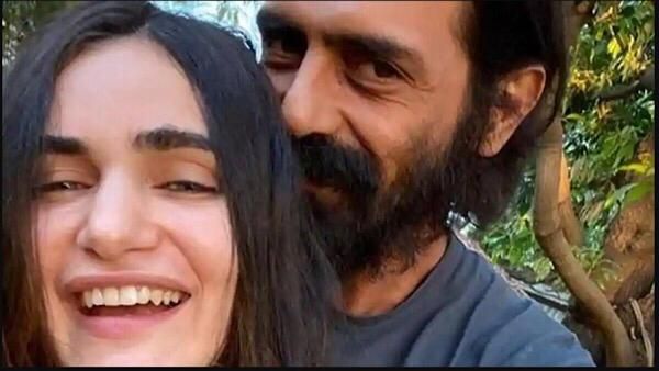 Arjun Rampal Wishes Girlfriend Gabriella Demtriades A Happy Birthday With A Cute Picture!