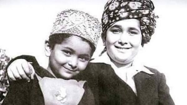 Rishi Kapoor's Death: Kareena Kapoor Shares Heartwarming Childhood Picture Of Uncle And Dad