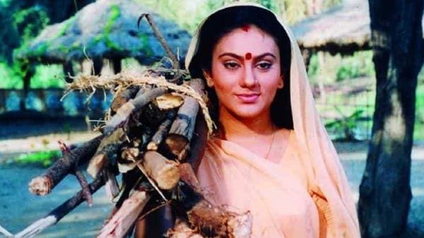 Dipika Chikhlia Aka Sita Wants Ramayan Team To Be Honoured With Padma Award!