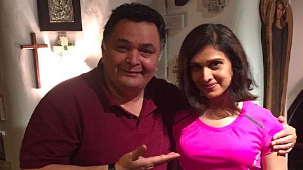RIP Rishi Kapoor: Meenakshi Seshadri Pays Touching Tribute To Her Damini Co-Star In A Special Video