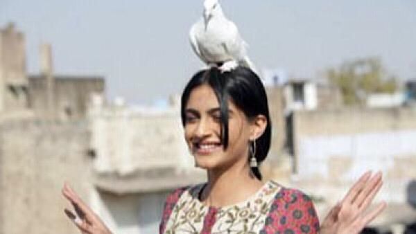Sonam Kapoor Says ‘Masakali’ Made Her Famous; ‘I Went From Being A Nobody to Somebody’
