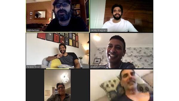 Jackky Bhagnani Organizes 6 AM Narration For Akshay Kumar And Team Bell Bottom To Finalize Script