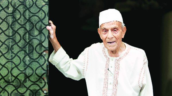 Urdu Poet Gulzar Dehlvi Dies Days After Recovering From COVID-19