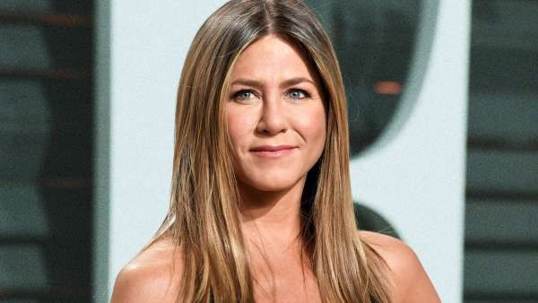 Jennifer Aniston's Nude Portrait Is Being Auctioned For COVID-19 Relief
