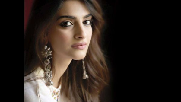 Sonam Kapoor BLASTS Netizens For Blaming EX-GF Or Colleagues For Sushant Singh Rajput’s Death!