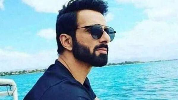 Sonu Sood’s Funny Reply To Meme On Cyclone Nisarga: ‘I Will Drop It Home’