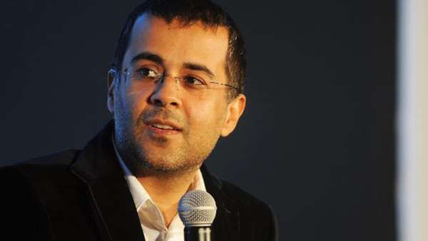 Chetan Bhagat Says Vidhu Vinod Chopra Publicly Bullied Him; Drove Him Close To Suicide