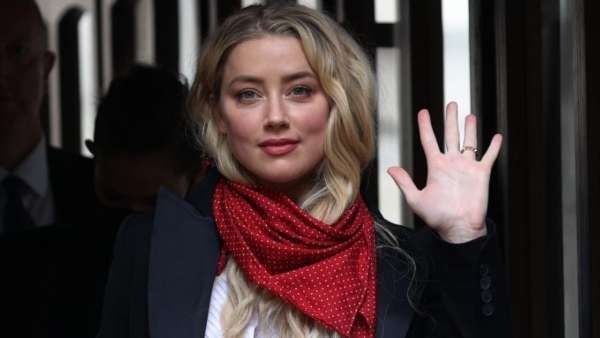 Amber Heard Reacts To Online Petition Demanding Her Removal From Aquaman 2