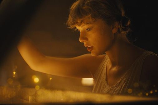 Taylor Swift Releases New Album Folklore; Music Video For Cardigan Is Out!