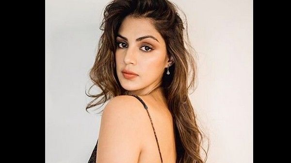 Sushant Singh Rajput's Death Case: SC To Hear Rhea Chakraborty's Transfer Plea On August 11