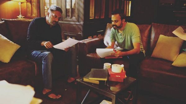 KGF Chapter 2: Director Prashanth Neel Rubbishes Rumours Of Prakash Raj Replacing Anant Nag!