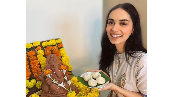 Manushi Chhillar Is Thrilled To Keep Ganpati At Home For The First Time!