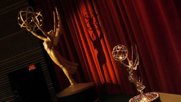 ABC Network Reveals Emmy Trophy Presenter's COVID-19 Safety Costume