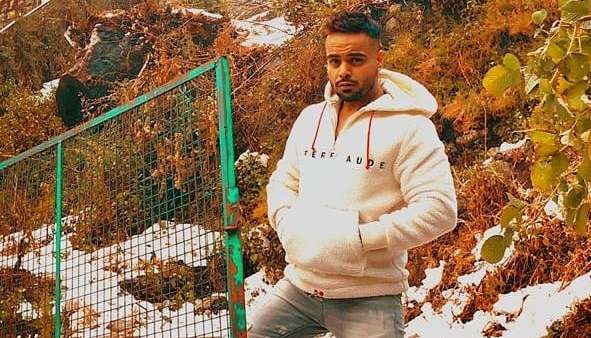 Indeep Bakshi Gets Death Threats; Says ‘I'll Stop Singing If You Say; For Me My Family Is Important’