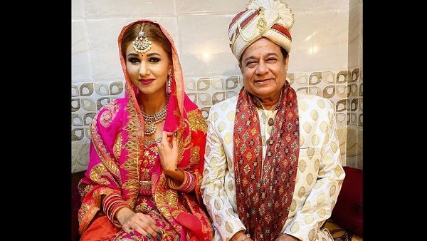 Jasleen Matharu Surprises Fans By Sharing Wedding Picture With Anup Jalota; Are They Married?