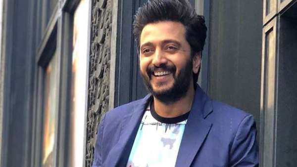 Riteish Deshmukh Remembers Father Vilasrao Deshmukh On His Death Anniversary: Miss Your Every Day