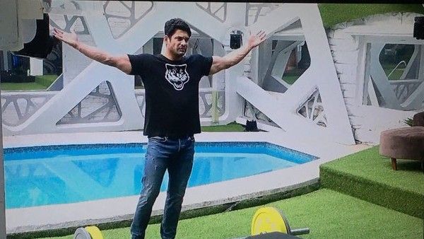 Bigg Boss 14: Sidharth Is Ruling The Show; Fans Call Him King Of Entertainment & TRP