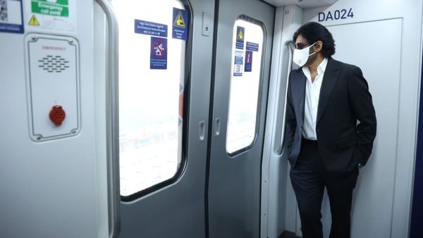 Pawan Kalyan Takes Hyderabad Metro To Reach Vakeel Saab’s Shoot Location; Pictures Win The Internet!