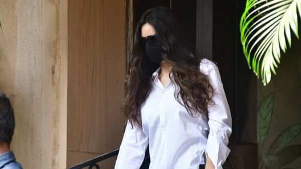 Arjun Rampal's Girlfriend Gabriella Demetriades Reaches NCB Office For Questioning
