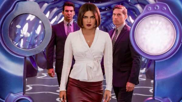 We Can Be Heroes Movie Review: Priyanka Chopra & Pedro Pascal's Superhero Film Underestimates Young Audience