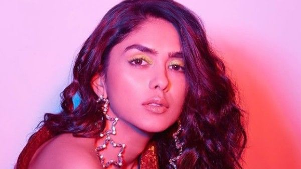 Mrunal Thakur On Not Having A Godfather In Bollywood: It's Daunting Yet The Most Empowering Feeling