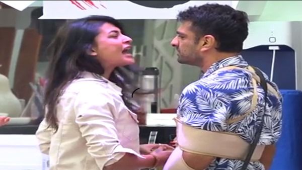 Bigg Boss 14: Pavitra Punia Calls Eijaz Khan ‘Ehsaan Faramosh’; Jasmin Tries To Control Situation