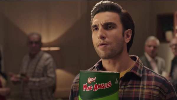 SSR Fans Trend #BoycottBingo After Ranveer Singh Talks About Science In Latest Advertisement