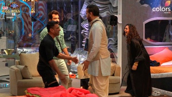Bigg Boss 14: December 7 Highlights: Challengers Kashmera, Arshi, Manu, Vikas And Rahul Mahajan Enter The House