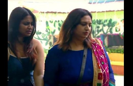 Bigg Boss Tamil 4: Shivani Narayanan’s Mother Akila Says She Is Disappointed With Her, Appreciates Aari