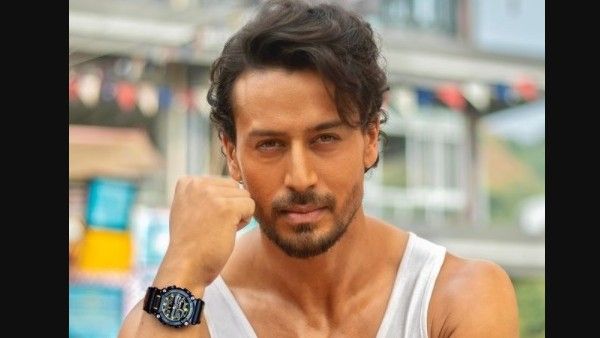 Tiger Shroff Receives A Marriage Proposal From A Fan; Actor Impresses Netizens With His Humble Reply