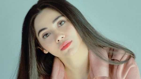 Salma Agha's Daughter Zara Khan Gets Rape Threats; Police Catch 23-Year-Old Female Student