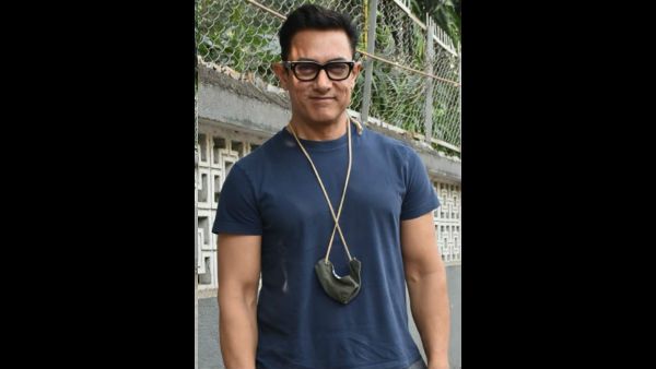 Aamir Khan Criticised For Playing Cricket With Kids Without Wearing Mask