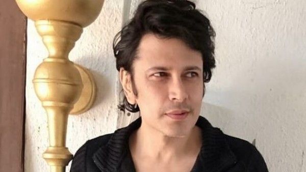 US-Based Pakistani Lady Claims She Was Married To Kasautii Actor Cezanne Khan; Says He Cheated On Her