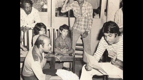 Hrithik Roshan As A Kid In Amitabh Bachchan's Throwback Picture Is The Cutest Thing On The Internet!