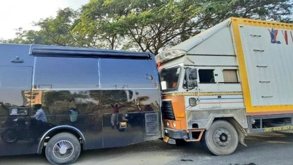 Allu Arjun’s Vanity Van Hit By Container Lorry In Telangana; No Casualties