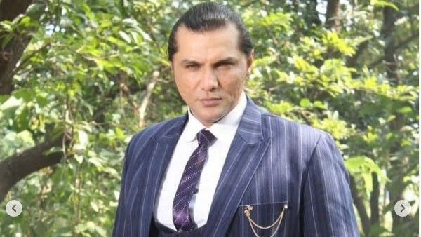 Televisions Badass Villain Chetan Hansraj Enters Badass Jail Atyaachari Khel Lock Upp As The 15th Contestant