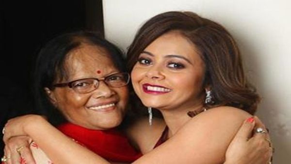 Devoleena Bhattacharjee’s Mother Gets Emotional In A Video Message After Seeing Her Daughter Cry