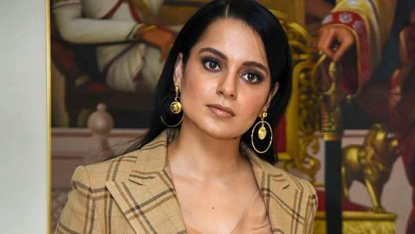 Kangana Ranaut Flaunts Her Acting Range, Compares Herself To Meryl Streep & Gal Gadot