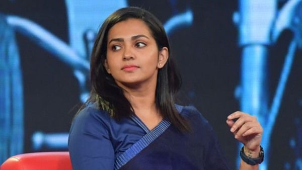 Parvathy Thiruvothu Slams Political Entry Rumours; Says She Is Not Approached By Any Party