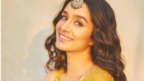 Shraddha Kapoor Had This Epic Reaction To The Paparazzi Enquiring About Her Marriage