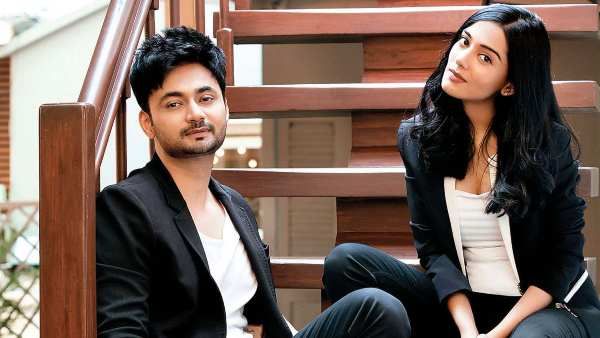 Amrita Rao Says A Hands-On Mom Is Nothing Without A Hands-On Dad; RJ Anmol Shares Appreciation Post For Wife